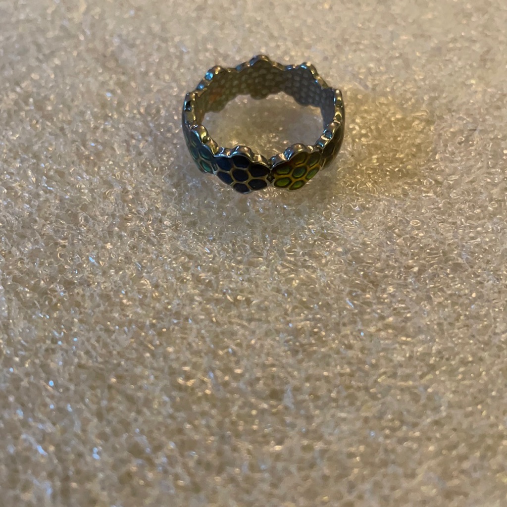 Vintage Enamel Flower Band Ring